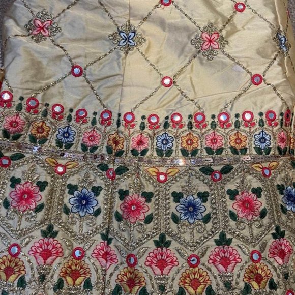 Golden Cream Lehenga with Light Pink Dupatta - Picture 2 of 5